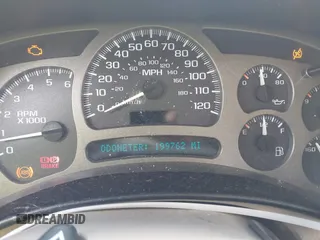 2005 GMC Yukon Denali z VIN 1GKEK63U55J259803, wystawiony jako IAAI lot #42126835 z przebiegiem 199 762 mil mil oraz . Historia ofert i sprzedaży dostępna na DreamBid. Obrazek 7.