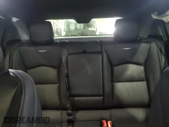 2023 Cadillac XT4 AWD Premium Luxury z VIN 1GYFZDR4XPF109449, wystawiony jako Copart lot #46712405 z przebiegiem 10 882 mil mil oraz Czysty tytuł • Clean title. Historia ofert i sprzedaży dostępna na DreamBid. Obrazek 10.