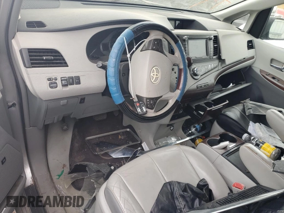 2012 Toyota Sienna XLE with VIN 5TDDK3DCXCS037172, listed as a Copart auction lot 48999165 with 0 mi miles and Salvage Title. Bid and sale history available at carsss.com. Image 8.