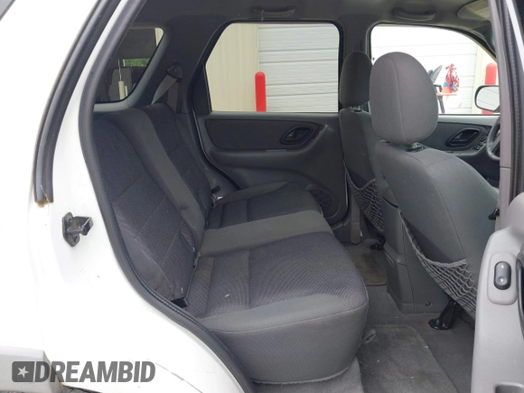 2002 Ford Escape XLT Choice with VIN 1FMYU03122KA63888, listed as a IAAI auction lot 42787558 with 185,669 mi miles and . Bid and sale history available at DreamBid. Image 8.