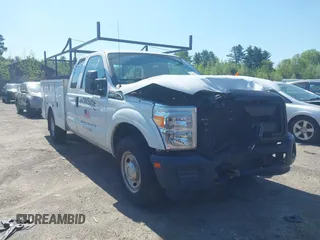 2016 Ford F-250 XL z VIN 1FD7X2A6XGEC61413, wystawiony jako IAAI lot #42174757 z przebiegiem 163 757 mil mil oraz . Historia ofert i sprzedaży dostępna na DreamBid. Obrazek 1.