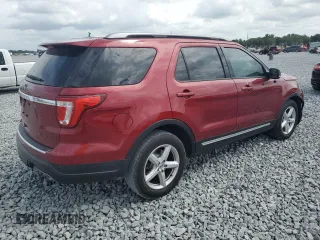 2018 Ford Explorer XLT with VIN 1FM5K7D80JGA34341, listed as a Copart auction lot 52063215 with 102,388 mi miles and Salvage Title. Bid and sale history available at DreamBid. Image 3.