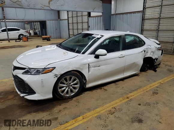 2019 Toyota Camry LE with VIN 4T1B11HKXKU701993, listed as a Copart auction lot 45009855 with 76,033 mi miles and Salvage Title. Bid and sale history available at carsss.com. Image 1.