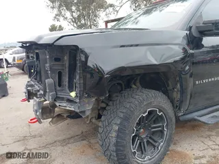 2014 Chevrolet Silverado 1500 LT with VIN 3GCUKREC2EG552511, listed as a IAAI auction lot 41745914 with 196,182 mi miles. Bid and sale history available at carsss.com. Image 6.