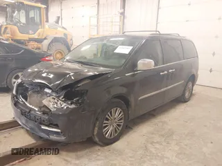 2015 Chrysler Town & Country Touring-L with VIN 2C4RC1CG3FR726639, listed as a IAAI auction lot 41502793 with 161,440 mi miles. Bid and sale history available at carsss.com. Image 17.