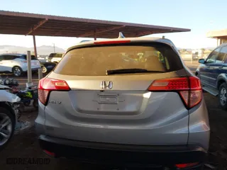 2018 Honda HR-V EX-L Navi with VIN 3CZRU5H79JM700800, listed as a IAAI auction lot 41334079 with 58,265 mi miles. Bid and sale history available at carsss.com. Image 16.