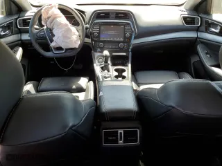 2017 Nissan Maxima SR with VIN 1N4AA6AP6HC416652, listed as a Copart auction lot 48131995 with 52,280 mi miles and Salvage Title. Bid and sale history available at carsss.com. Image 8.