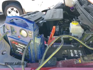 2024 Ram 1500 Tradesman z VIN 1C6SRECG5RN205714, wystawiony jako IAAI lot #42085708 z przebiegiem 11 412 mil mil oraz . Historia ofert i sprzedaży dostępna na DreamBid. Obrazek 20.