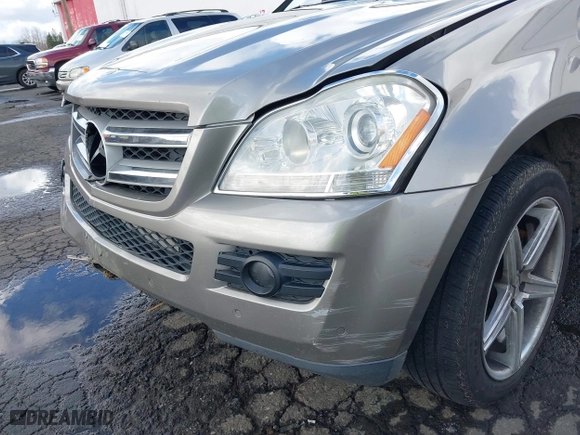 2007 Mercedes-Benz GL-Class with VIN 4JGBF71E17A132064, listed as a IAAI auction lot 41712672 with 129,744 mi miles. Bid and sale history available at carsss.com. Image 6.