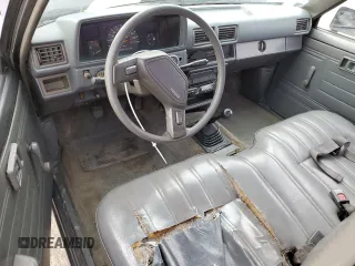 1988 Toyota Pickup z VIN JT4RN50R1J5149025, wystawiony jako Copart lot #41651215 z przebiegiem 263 997 mil mil oraz Szkoda całkowita • Salvage title. Historia ofert i sprzedaży dostępna na DreamBid. Obrazek 8.