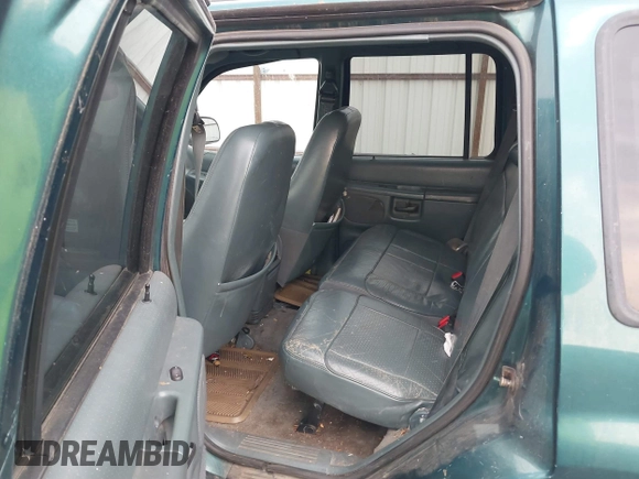 1998 Mercury Mountaineer с VIN 4M2ZU52P6WUJ37166, выставлен на аукционе IAAI как лот 40711982 с пробегом 305 955 миль миль и . История ставок и продаж доступна на DreamBid. Изображение 8.