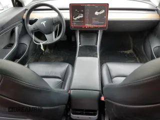 2020 Tesla Model 3 Standard Range Plus z VIN 5YJ3E1EA2LF645406, wystawiony jako Copart lot #52493395 z przebiegiem 102 126 mil mil oraz Szkoda całkowita • Salvage title. Historia ofert i sprzedaży dostępna na DreamBid. Obrazek 8.