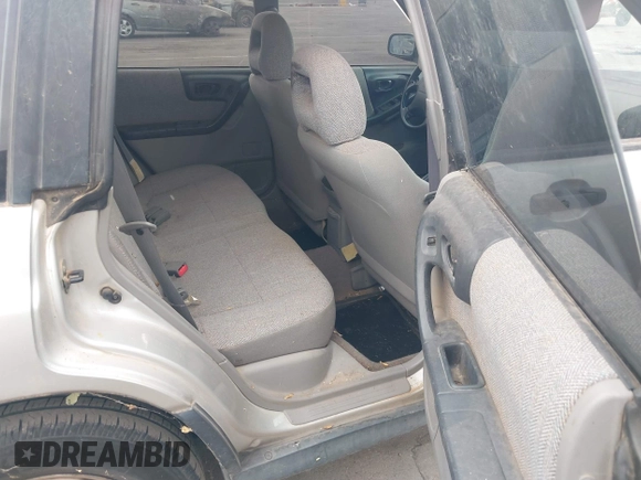 2001 Subaru Forester L with VIN JF1SF63521H766175, listed as a IAAI auction lot 41192998 with 173,532 mi miles. Bid and sale history available at carsss.com. Image 8.