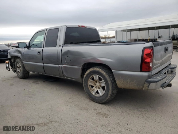 2006 Chevrolet Silverado 1500 LT1 with VIN 2GCEC19T761139426, listed as a Copart auction lot 43730655 with 255,981 mi miles and Salvage Title. Bid and sale history available at carsss.com. Image 2.