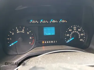 2017 Ford F-150 XL z VIN 1FTFX1EFXHKC26040, wystawiony jako Copart lot #55594585 z przebiegiem 76 490 mil mil oraz Szkoda całkowita • Salvage title. Historia ofert i sprzedaży dostępna na DreamBid. Obrazek 9.