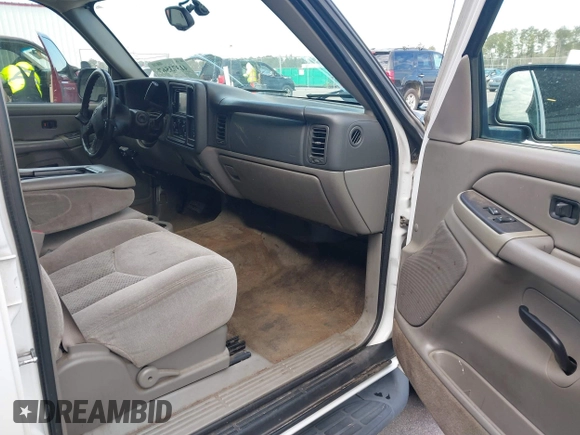 2005 Chevrolet Tahoe LT z VIN 1GNEC13T25R221733, wystawiony jako IAAI lot #41373567 z przebiegiem 250 437 mil mil oraz . Historia ofert i sprzedaży dostępna na DreamBid. Obrazek 5.