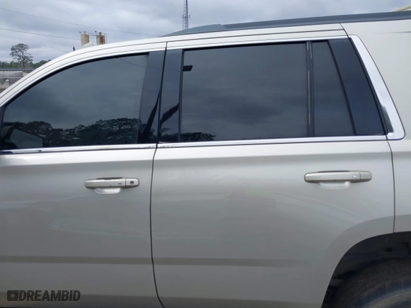 2017 Chevrolet Tahoe LT with VIN 1GNSCBKC9HR327790, listed as a IAAI auction lot 41593561 with 1 mi miles. Bid and sale history available at carsss.com. Image 15.