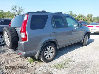 2005 Honda CR-V EX SE with VIN SHSRD78935U331938, listed as a IAAI auction lot 42206201 with 185,700 mi miles. Bid and sale history available at carsss.com. Image 4.