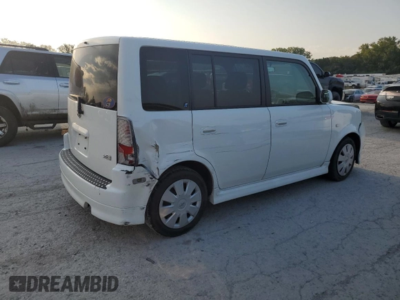 2006 Scion xB with VIN JTLKT324464074075, listed as a Copart auction lot 68135134 with 59,079 mi miles and Salvage Title. Bid and sale history available at carsss.com. Image 3.
