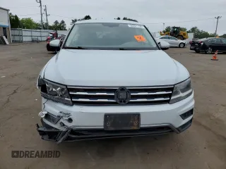 2018 Volkswagen Tiguan SEL with VIN 3VV2B7AX3JM185619, listed as a Copart auction lot 59421195 with 164,431 mi miles and Salvage title. Bid and sale history available at DreamBid. Image 5.