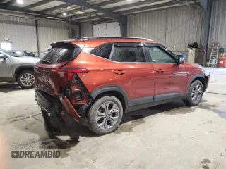 2024 Kia Seltos S z VIN KNDEUCAA0R7525325, wystawiony jako Copart lot #58478225 z przebiegiem 8 331 mil mil oraz Szkoda całkowita • Salvage title. Historia ofert i sprzedaży dostępna na DreamBid. Obrazek 3.