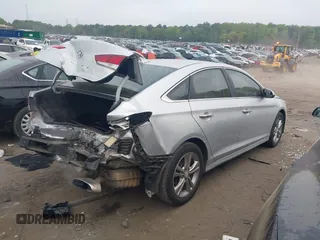 2018 Hyundai Sonata SEL with VIN 5NPE34AFXJH724211, listed as a IAAI auction lot 41962402 with 147,077 mi miles and . Bid and sale history available at carsss.com. Image 4.