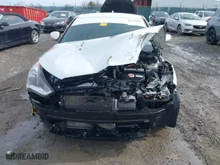 2016 Hyundai Veloster Turbo with VIN KMHTC6AE6GU275727, listed as a IAAI auction lot 41743920 with 94,893 mi miles. Bid and sale history available at carsss.com. Image 12.