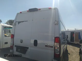2018 Ram ProMaster Cargo with VIN 3C6URVJG3JE114543, listed as a IAAI auction lot 39218428 with 194,482 mi miles. Bid and sale history available at carsss.com. Image 16.