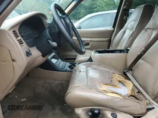 1999 Ford Explorer XLT z VIN 1FMDU35P3XZA13775, wystawiony jako Copart lot #60791845 z przebiegiem 270 437 mil mil oraz Szkoda całkowita • Salvage title. Historia ofert i sprzedaży dostępna na DreamBid. Obrazek 7.