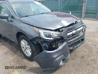 2018 Subaru Outback Premium с VIN 4S4BSACC3J3243070, выставлен на аукционе IAAI как лот 42291285 с пробегом 196 748 миль миль и . История ставок и продаж доступна на DreamBid. Изображение 18.
