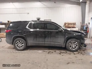 2018 Chevrolet Traverse LT Cloth with VIN 1GNEVGKW6JJ175843, listed as a IAAI auction lot 41546421 with 173,000 mi miles. Bid and sale history available at carsss.com. Image 13.