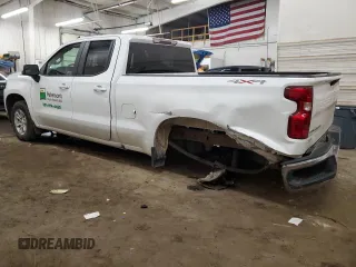 2021 Chevrolet Silverado 1500 LT with VIN 1GCRYDED0MZ224289, listed as a Copart auction lot 41636375 with 97,485 mi miles and Salvage Title. Bid and sale history available at DreamBid. Image 2.