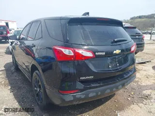 2020 Chevrolet Equinox LS with VIN 2GNAXHEV8L6266968, listed as a IAAI auction lot 41865932 with 50,657 mi miles. Bid and sale history available at carsss.com. Image 3.