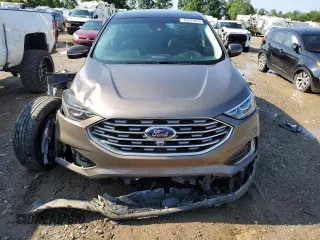 2019 Ford Edge Titanium with VIN 2FMPK4K97KBC02438, listed as a Copart auction lot 62679015 with 69,935 mi miles and Clean title. Bid and sale history available at DreamBid. Image 5.