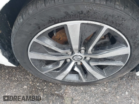 2020 Nissan Maxima S with VIN 1N4AA6BV4LC364136, listed as a IAAI auction lot 42195018 with 38,941 mi miles and . Bid and sale history available at DreamBid. Image 12.