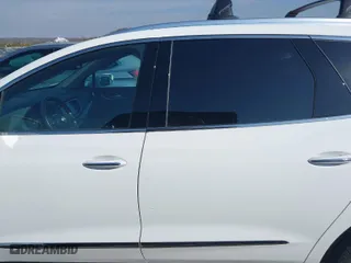 2019 Buick Enclave Essence with VIN 5GAEVAKW5KJ302235, listed as a IAAI auction lot 41670142 with 105,177 mi miles. Bid and sale history available at carsss.com. Image 15.