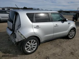 2019 Kia Soul + with VIN KNDJP3A52K7690257, listed as a Copart auction lot 46358195 with 101,471 mi miles and Salvage Title. Bid and sale history available at carsss.com. Image 3.