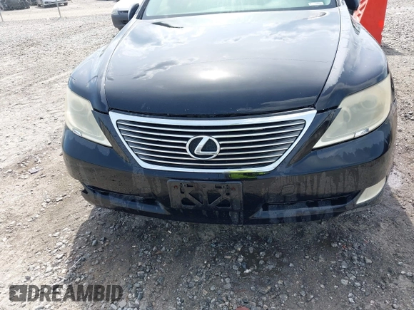 2007 Lexus LS 460 with VIN JTHBL46F475037342, listed as a IAAI auction lot 42027382 with 262,434 mi miles. Bid and sale history available at carsss.com. Image 12.