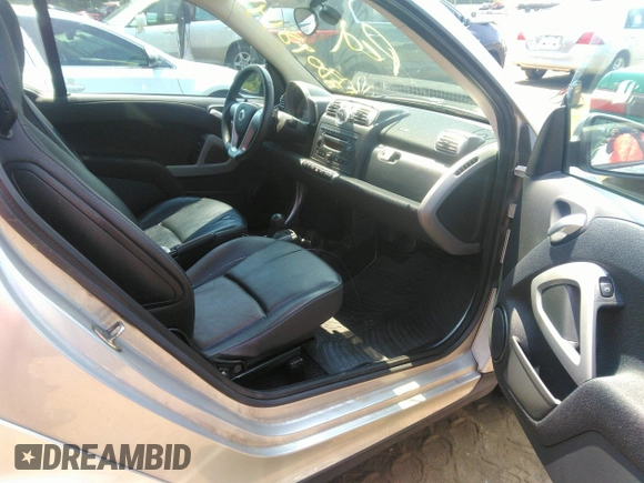2008 Smart fortwo Pure with VIN WMEEJ31X88K162198, listed as a IAAI auction lot 42809814 with 75,630 mi miles and . Bid and sale history available at DreamBid. Image 8.