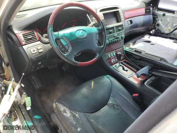 2001 Lexus LS 430 with VIN JTHBN30FX10033166, listed as a Copart auction lot 53392695 with 220,680 mi miles and Salvage Title. Bid and sale history available at carsss.com. Image 8.