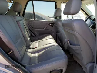 2000 Mercedes-Benz M 320/430/500 with VIN 4JGAB72E3YA172993, listed as a Copart auction lot 47051815 with 112,355 mi miles and Salvage title. Bid and sale history available at DreamBid. Image 11.