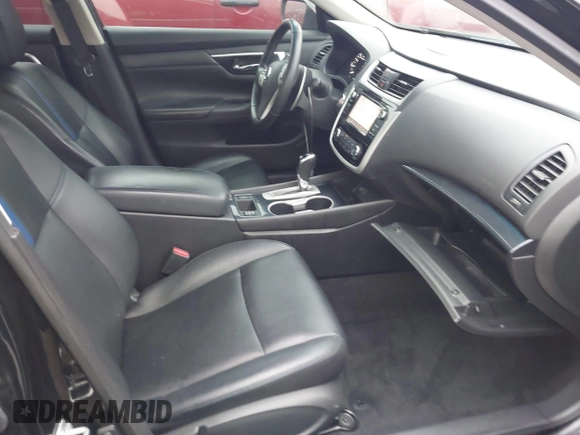 2018 Nissan Altima SV with VIN 1N4AL3AP5JC473990, listed as a IAAI auction lot 41922959 with 88,532 mi miles and . Bid and sale history available at carsss.com. Image 5.