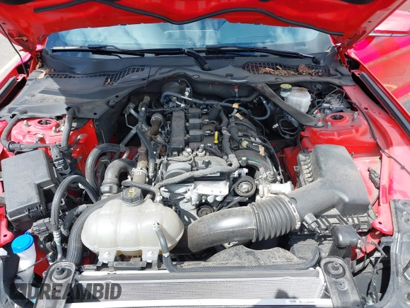 2022 Ford Mustang EcoBoost z VIN 1FATP8UH2N5124679, wystawiony jako IAAI lot #42271957 z przebiegiem 44 470 mil mil oraz . Historia ofert i sprzedaży dostępna na DreamBid. Obrazek 10.