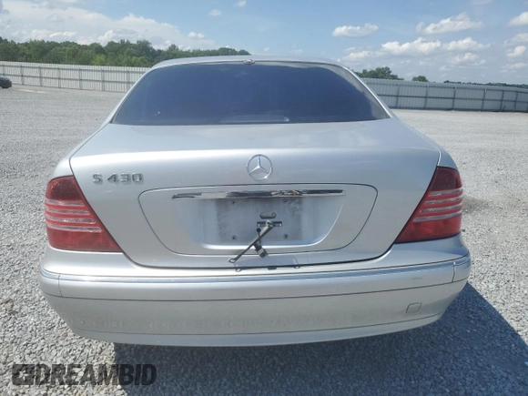 2005 Mercedes-Benz S-Class 4.3L with VIN WDBNG70J25A454186, listed as a Copart auction lot 57395484 with 0 mi miles and Salvage Title. Bid and sale history available at carsss.com. Image 6.