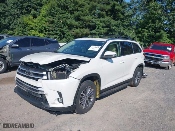 2019 Toyota Highlander SE with VIN 5TDJZRFH3KS626556, listed as a IAAI auction lot 39958875 with 75,053 mi miles. Bid and sale history available at carsss.com. Image 18.