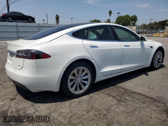2017 Tesla Model S 60 with VIN 5YJSA1E16HF198903, listed as a Copart auction lot 60601565 with Not provided miles and Clean title. Bid and sale history available at DreamBid. Image 3.