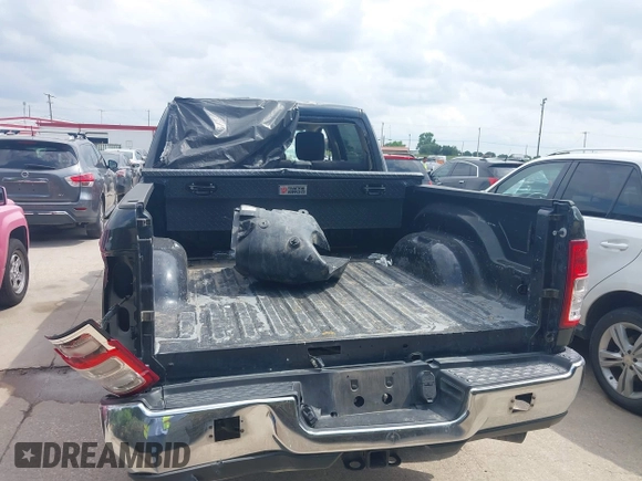 2019 Ram 2500 Tradesman with VIN 3C6UR5CL9KG706769, listed as a IAAI auction lot 42161499 with 100,434 mi miles and . Bid and sale history available at DreamBid. Image 12.