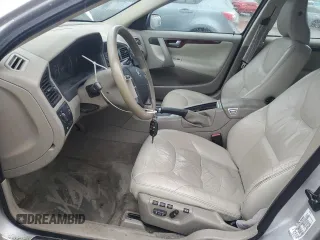 2006 Volvo V70 2.4L with VIN YV1SW612062556973, listed as a Copart auction lot 52235015 with 114,431 mi miles and Salvage Title. Bid and sale history available at DreamBid. Image 7.