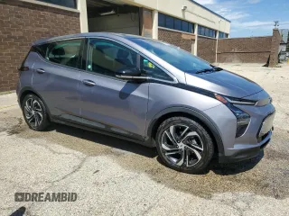 2023 Chevrolet Bolt EV 2LT z VIN 1G1FX6S03P4191947, wystawiony jako Copart lot #55965675 z przebiegiem 28 450 mil mil oraz Nie do naprawy. Historia ofert i sprzedaży dostępna na DreamBid. Obrazek 4.