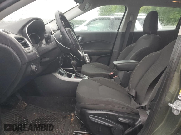 2018 Jeep Compass Sport z VIN 3C4NJDABXJT163155, wystawiony jako Copart lot #58648405 z przebiegiem 93 099 mil mil oraz Szkoda całkowita • Salvage title. Historia ofert i sprzedaży dostępna na DreamBid. Obrazek 7.